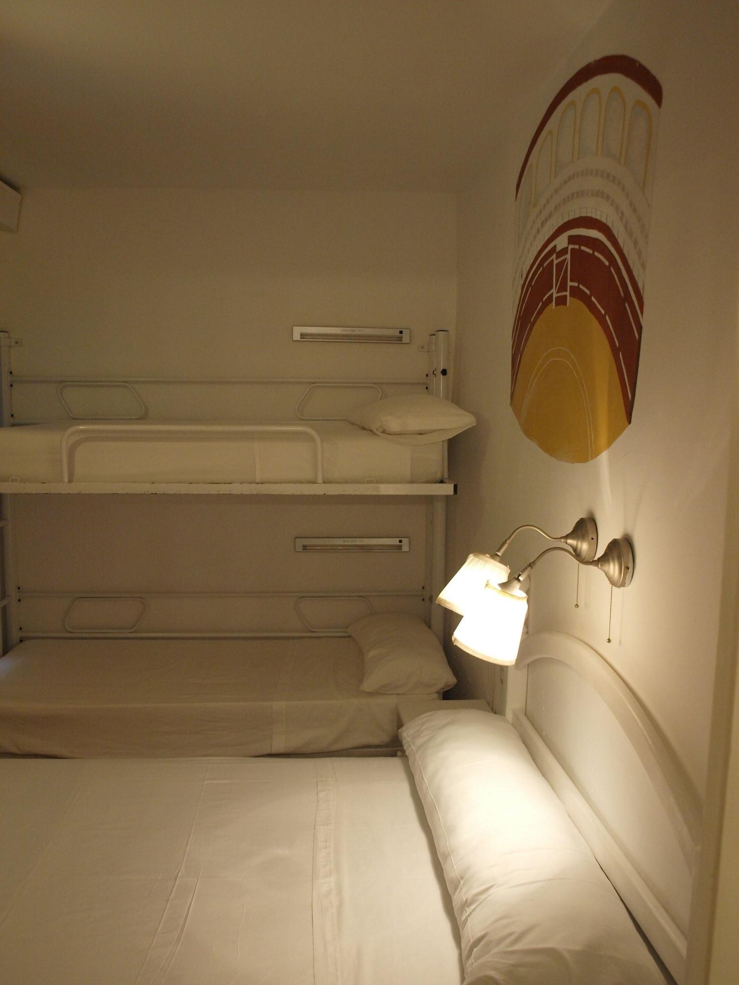 Arias Guest house