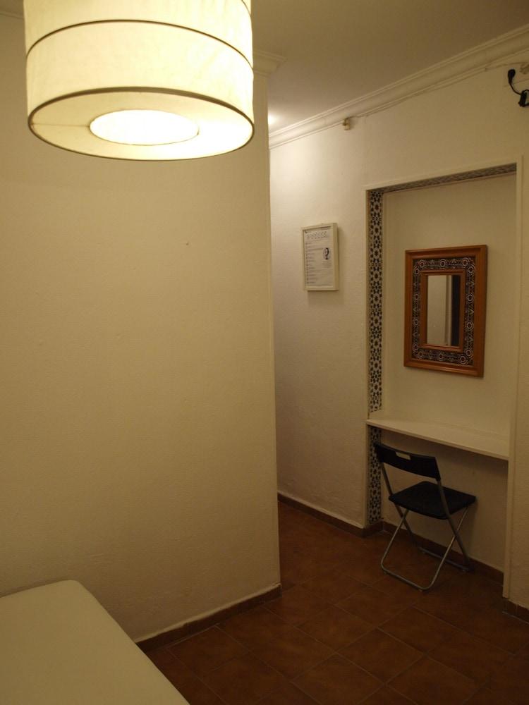 Guest house Arias 2*
